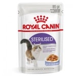 Royal Canin STERILISED –пауч за кастрирани котки, склонни към натрупване на наднормено тегло.