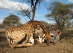 Стоичков отстрелва редки животни в Африка и позира с труповете им